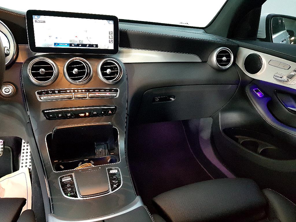 Mercedes Benz GLC Class - Vista 10