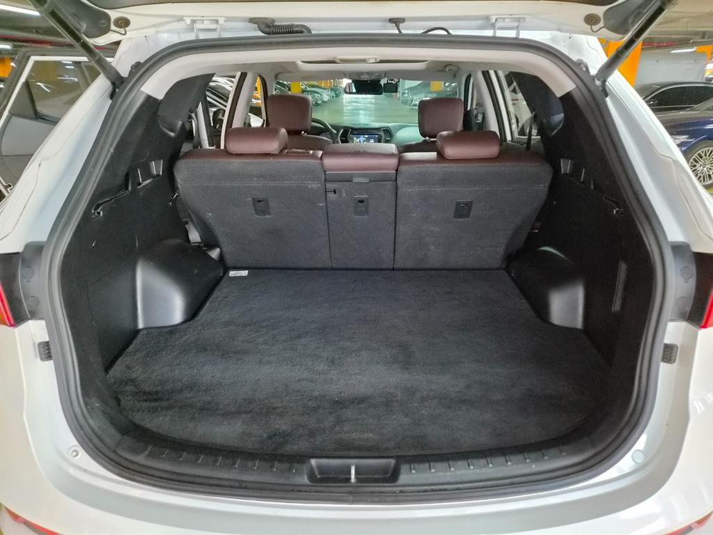HYUNDAI Santa Fe - Vista 7