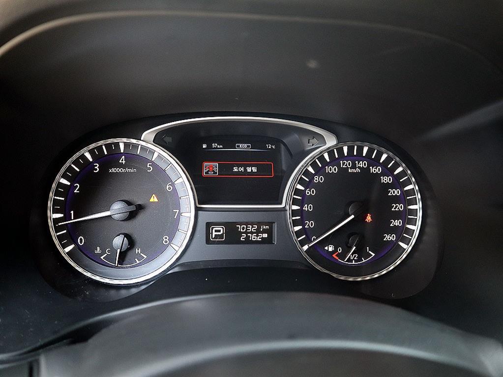 Infiniti QX 2018 Blanco - Importación desde Corea - HF Imports Iquique - Foto 9