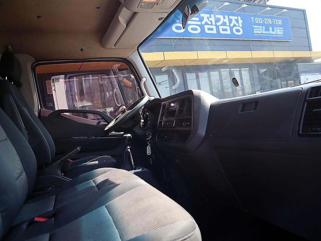 medium and large cargo Cargo 2017 Blanco - Importación desde Corea - HF Imports Iquique - Foto 12