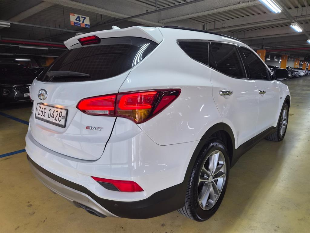 HYUNDAI Santa Fe - Vista 4