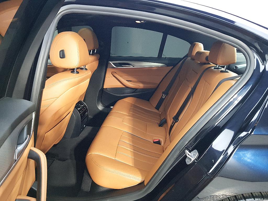 BMW 5 Series - Vista 9