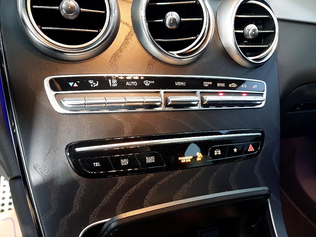 Mercedes Benz GLC Class - Vista 11