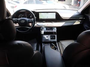 HYUNDAI Grandeur - Vista 10