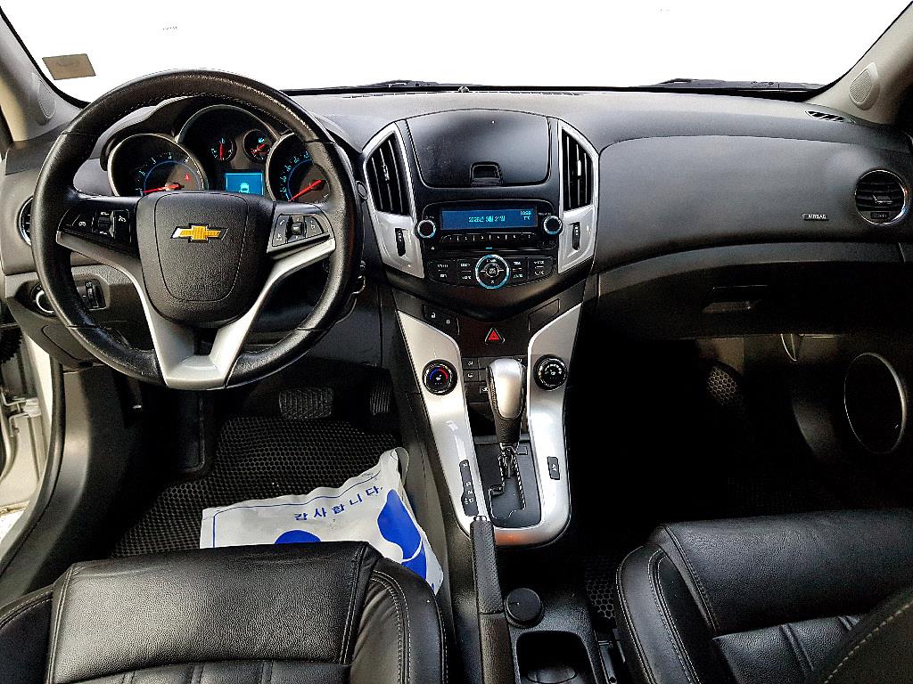 Chevrolet Cruise - Vista 5