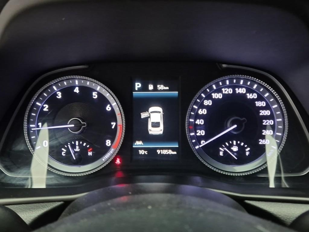 HYUNDAI Sonata - Vista 6