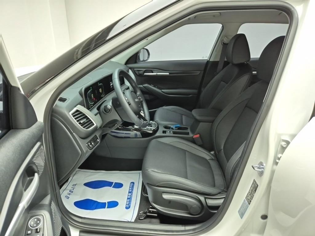 KIA Seltos - Vista 11