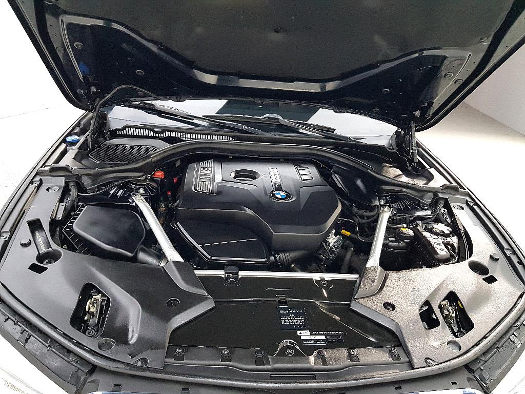 BMW 5 Series - Vista 6