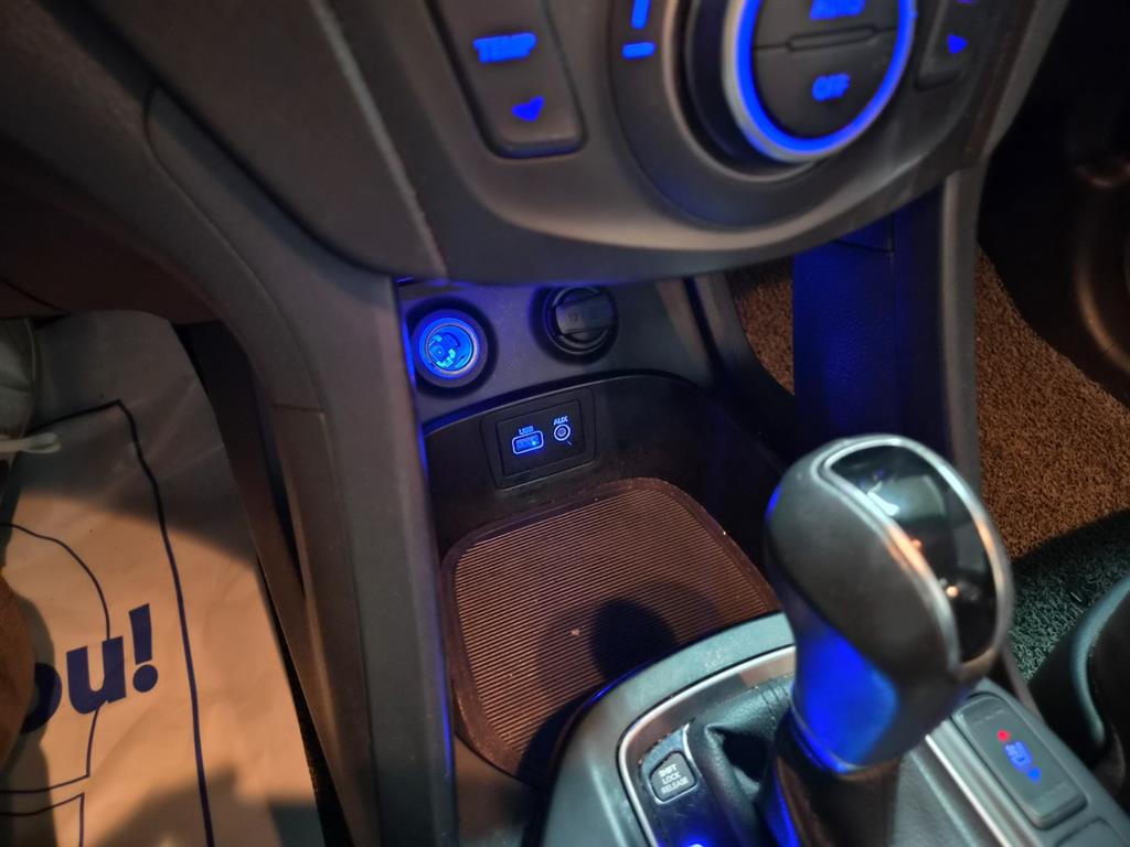 HYUNDAI Santa Fe 2017 Blanco - Importación desde Corea - HF Imports Iquique - Foto 15