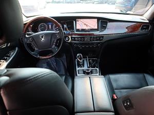 HYUNDAI Equus - Vista 10