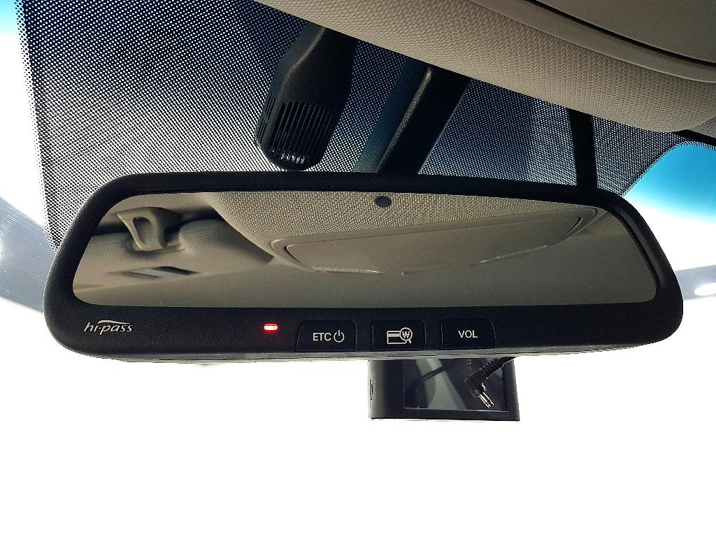 HYUNDAI Sonata - Vista 11