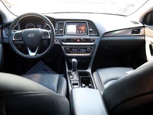 HYUNDAI Sonata - Vista 10