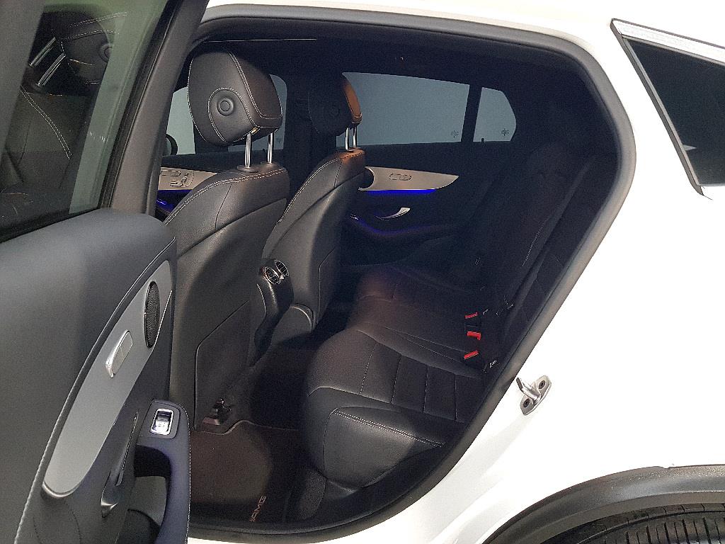 Mercedes Benz GLC Class - Vista 9