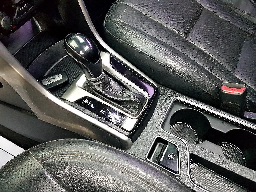 HYUNDAI i30 2012 Blanco - Importación desde Corea - HF Imports Iquique - Foto 14