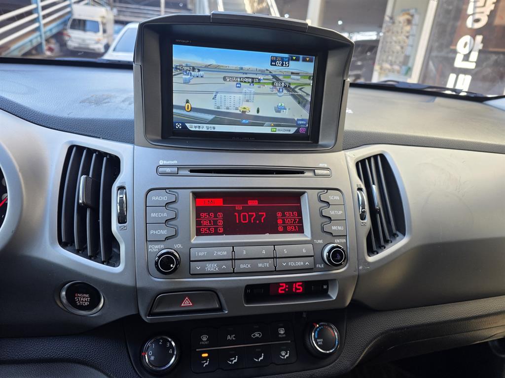 KIA Sportage - Vista 8