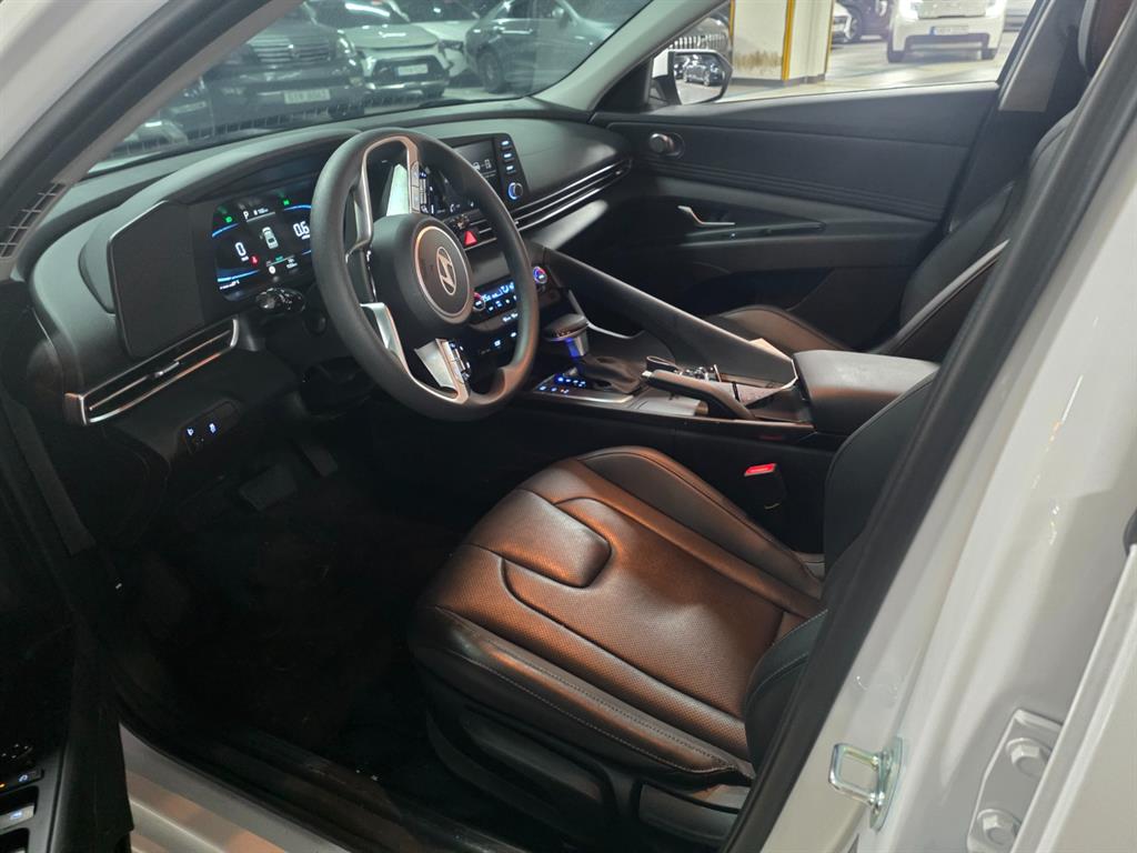 HYUNDAI Avante 2025 Blanco - Importación desde Corea - HF Imports Iquique - Foto 16