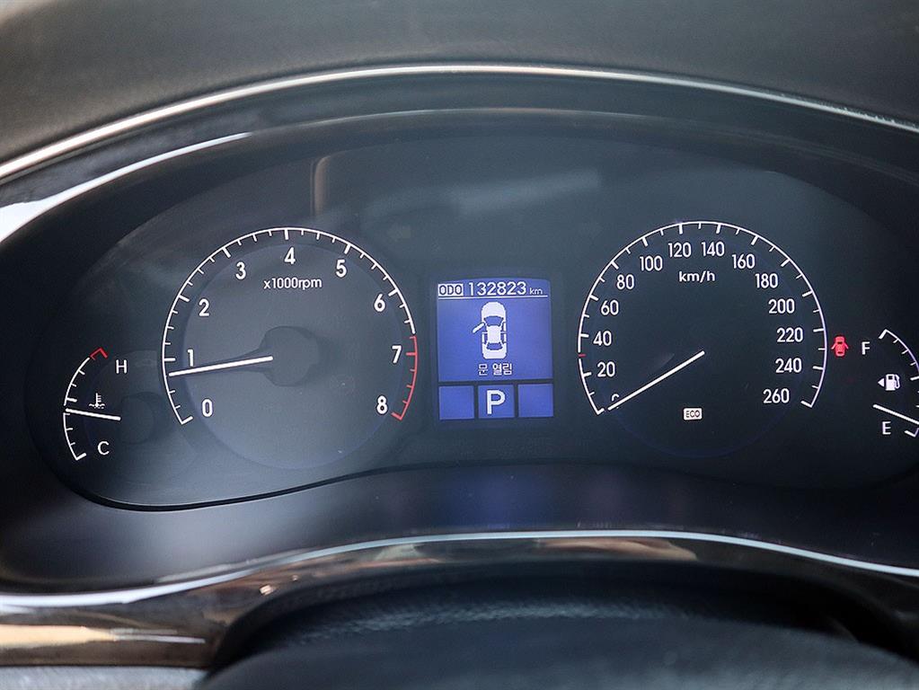 HYUNDAI Genesis 2014 - Importación desde Corea - HF Imports Iquique - Foto 9