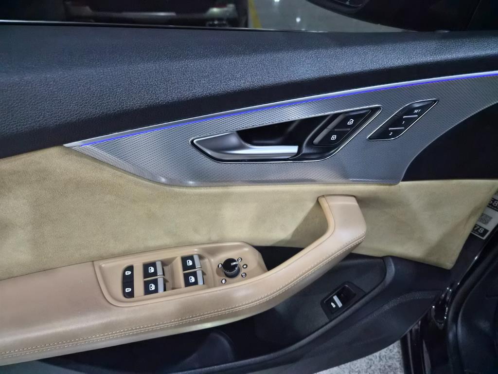 Audi Q8 2021 Negro - Importación desde Corea - HF Imports Iquique - Foto 16