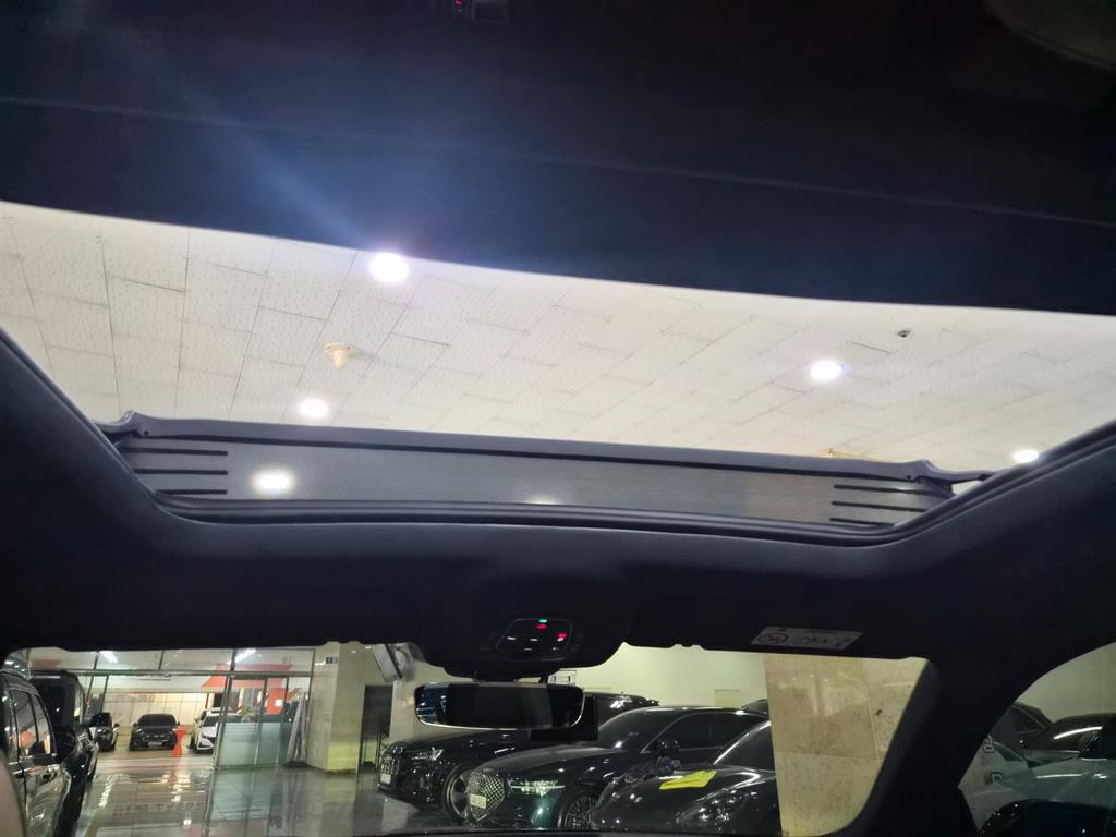 Audi Q8 2021 Negro - Importación desde Corea - HF Imports Iquique - Foto 19