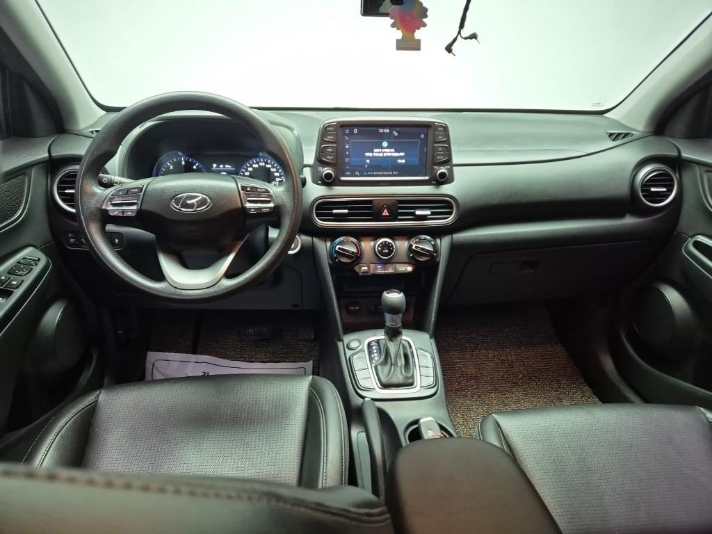 HYUNDAI Kona - Vista 7