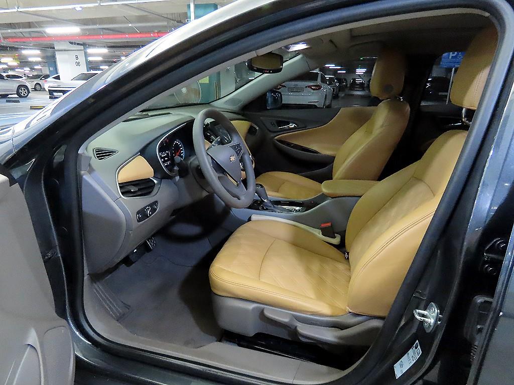 Chevrolet Malibu - Vista 6