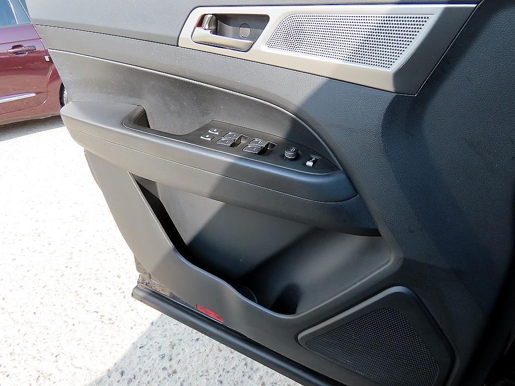 Ssangyong Rexton - Vista 11