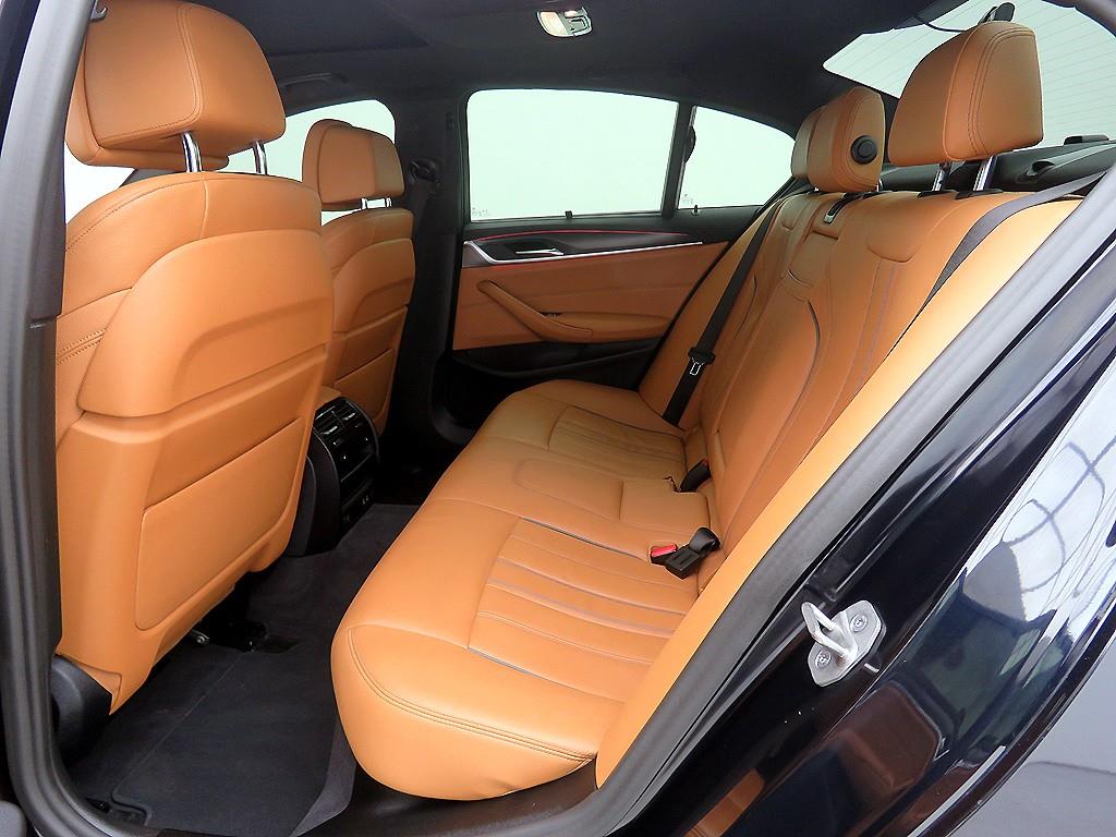 BMW 5 Series - Vista 7