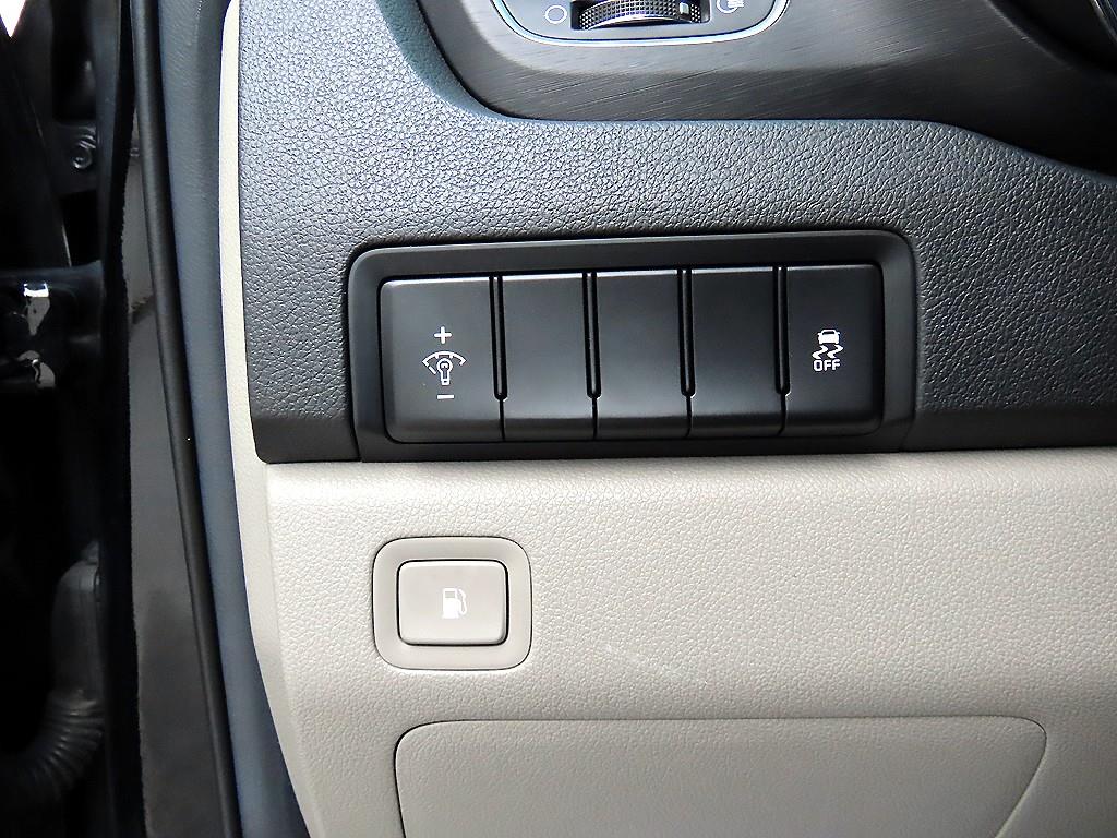 KIA Carnival 2019 Negro - Importación desde Corea - HF Imports Iquique - Foto 13