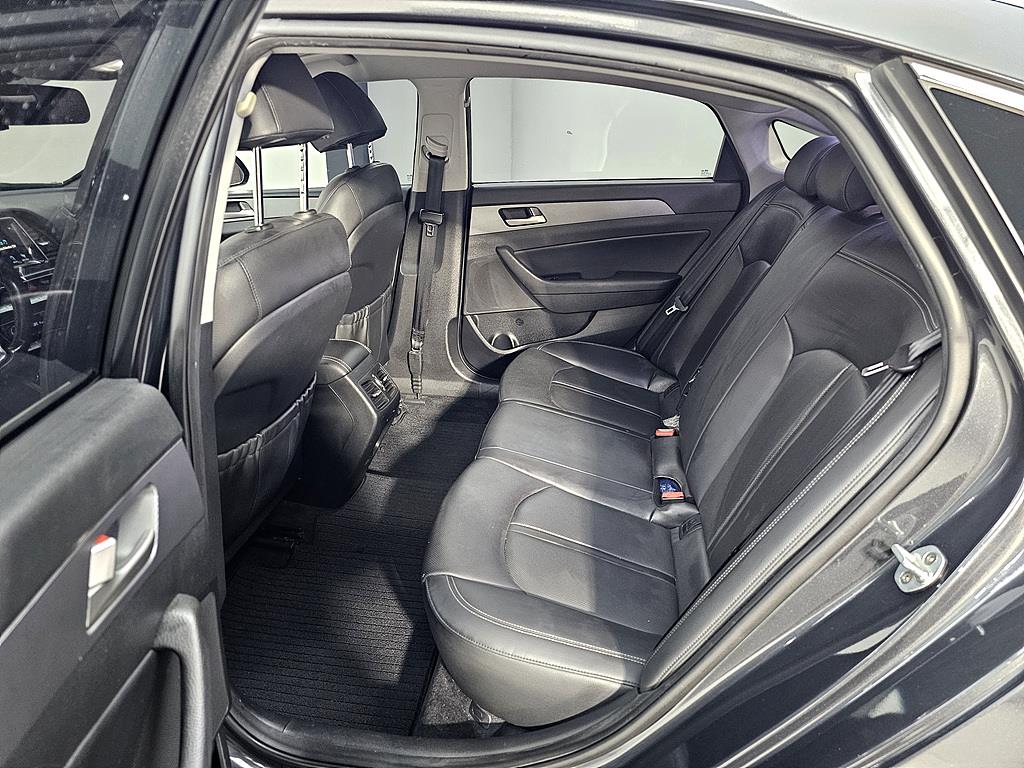 HYUNDAI Sonata - Vista 9