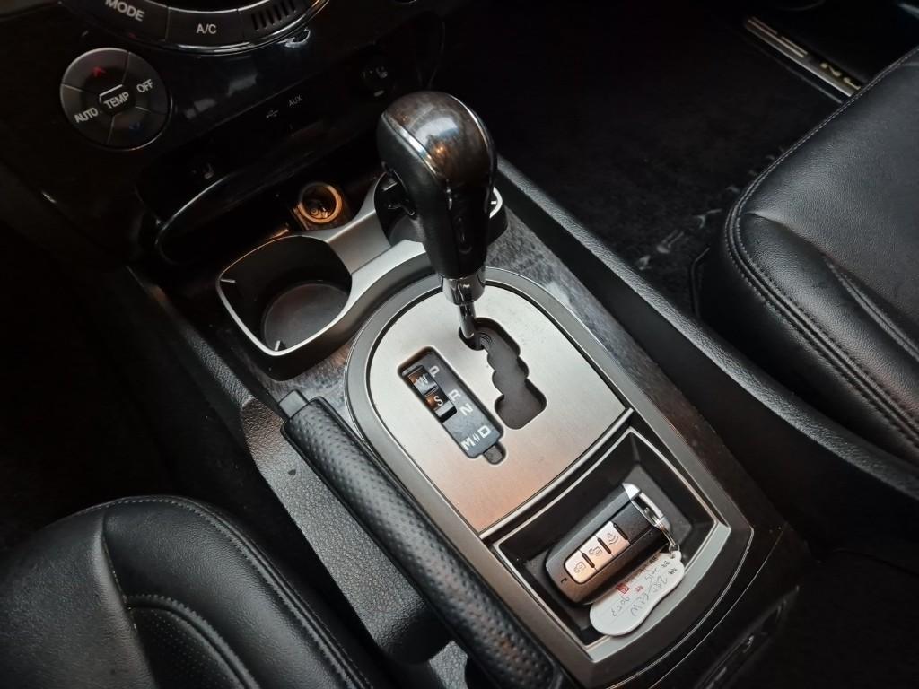 Ssangyong Rexton - Vista 8