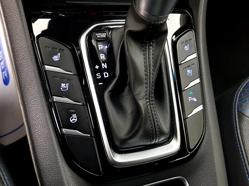 HYUNDAI Ioniq - Vista 12