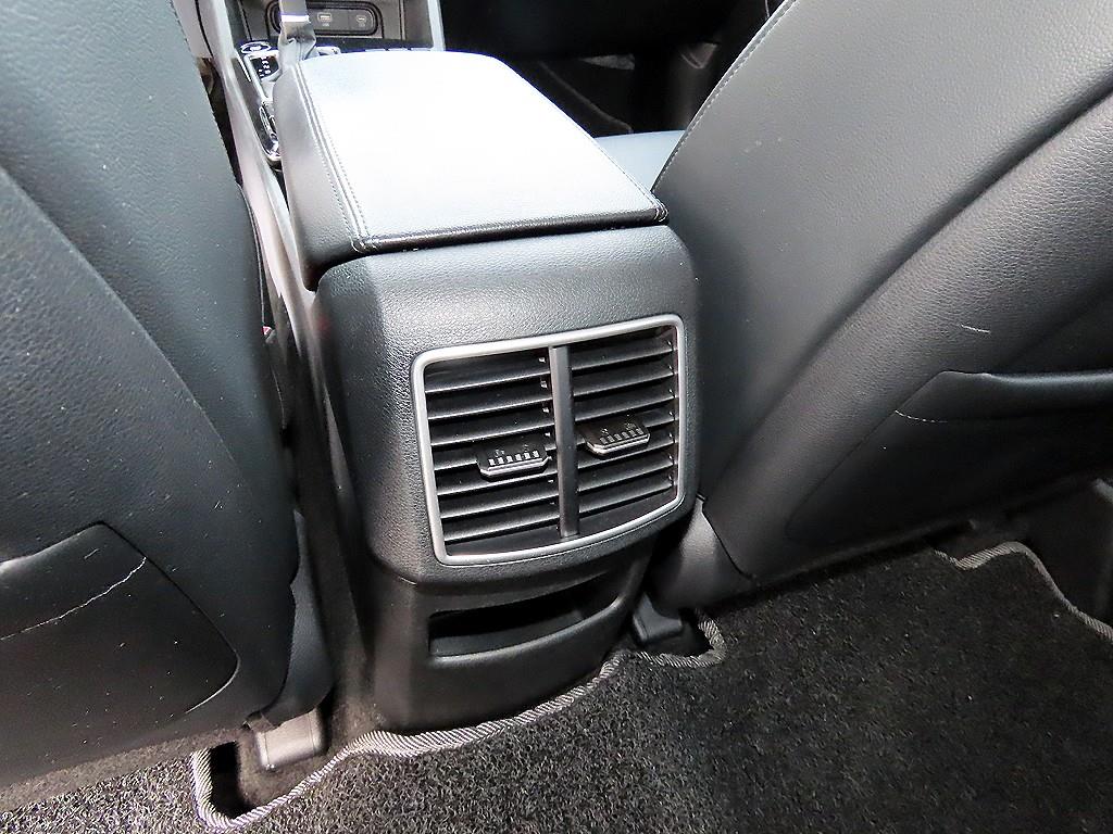 KIA Sportage 2022 Negro - Importación desde Corea - HF Imports Iquique - Foto 17