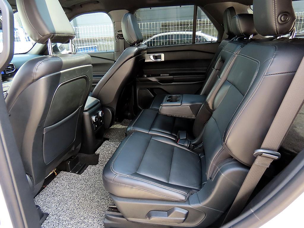 Ford Explorer - Vista 6