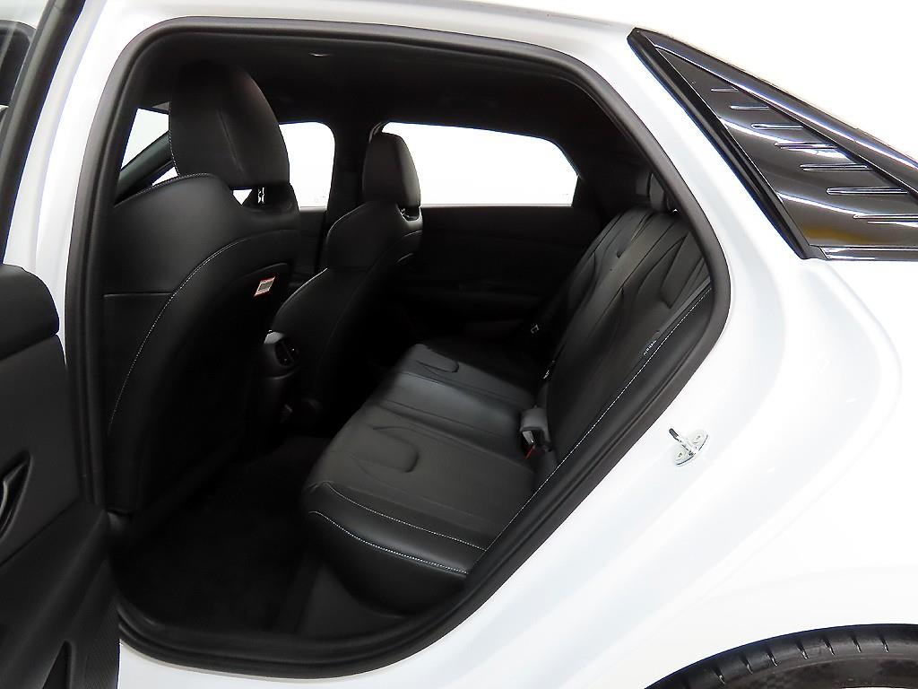 HYUNDAI Avante - Vista 6