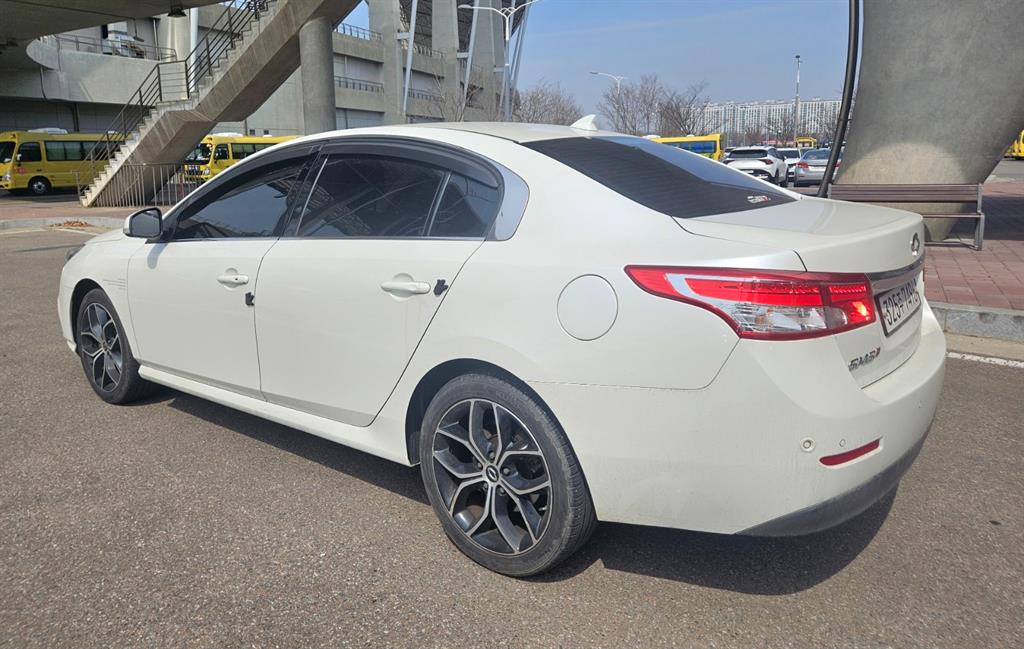 SAMSUNG SM5 - Vista 4