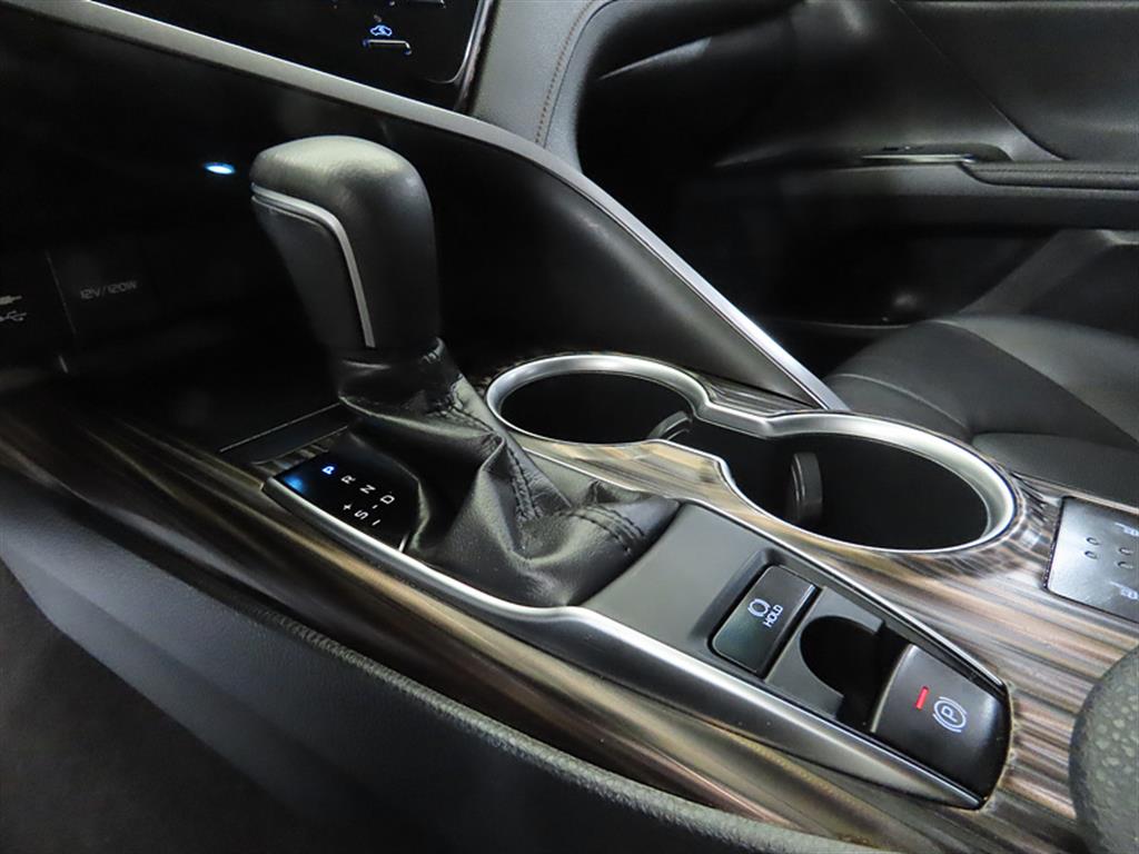 Toyota Camry - Vista 11