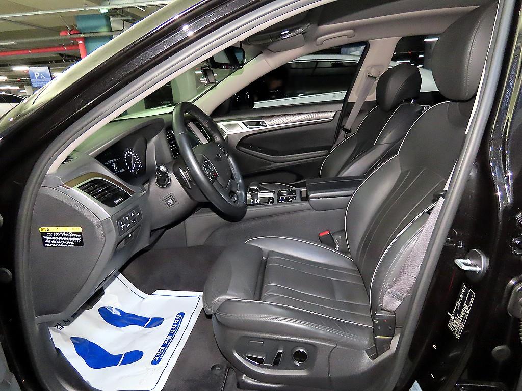 Genesis G80 - Vista 6