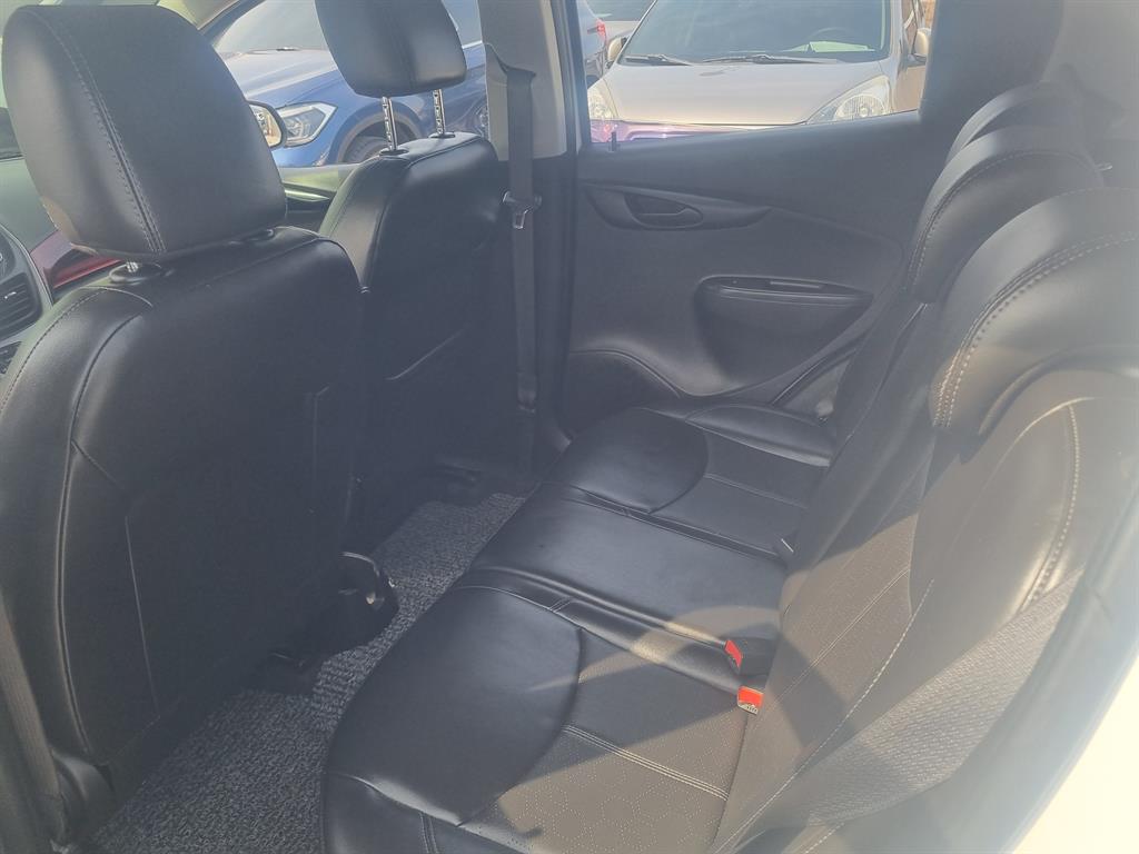 Chevrolet Spark 2016 Blanco - Importación desde Corea - HF Imports Iquique - Foto 16