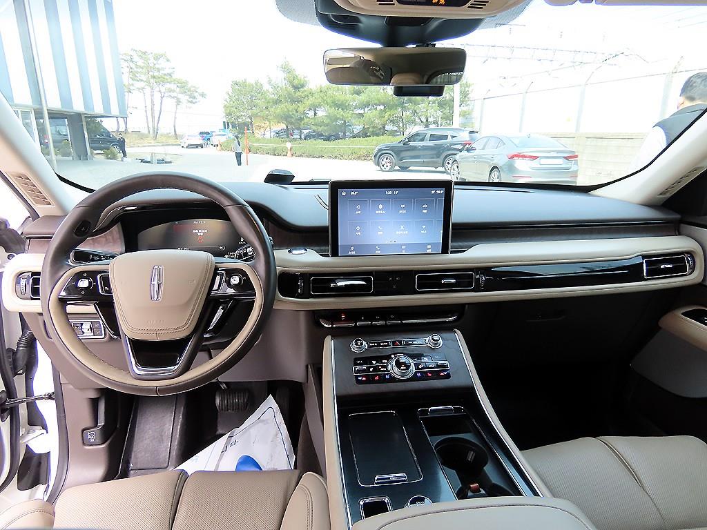 Lincoln Aviator - Vista 7