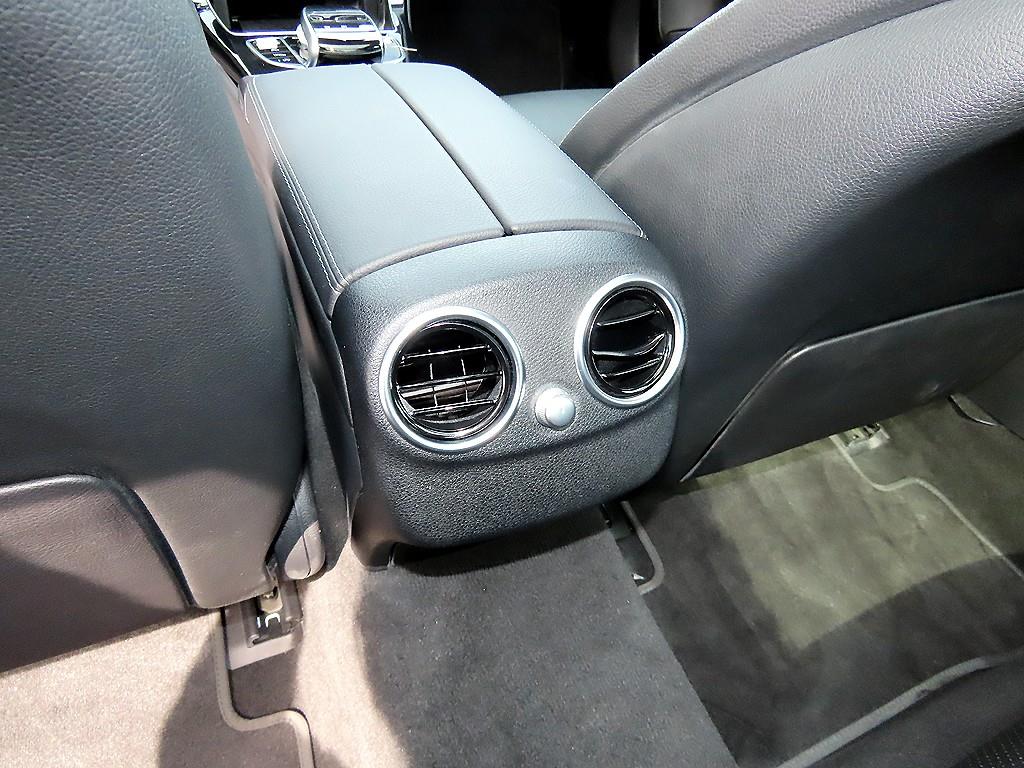 Mercedes Benz C Class 2020 Blanco - Importación desde Corea - HF Imports Iquique - Foto 17