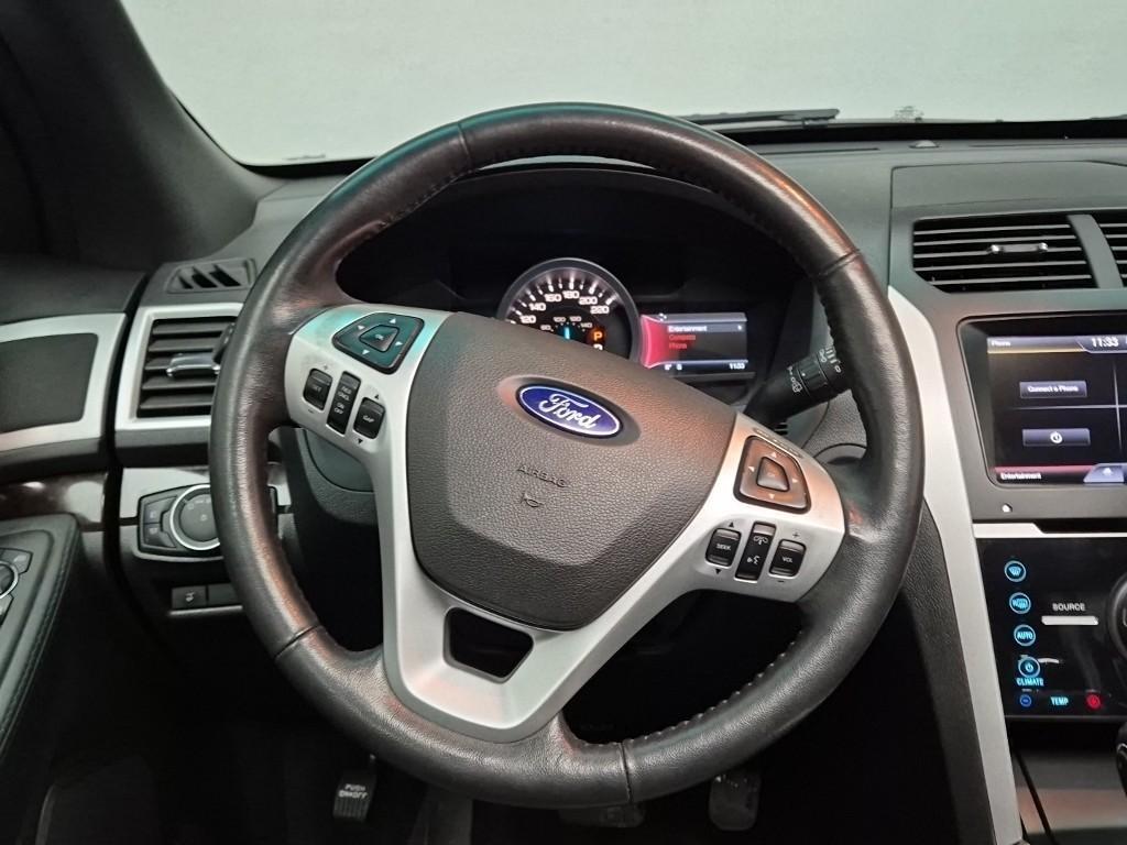 Ford Explorer - Vista 9