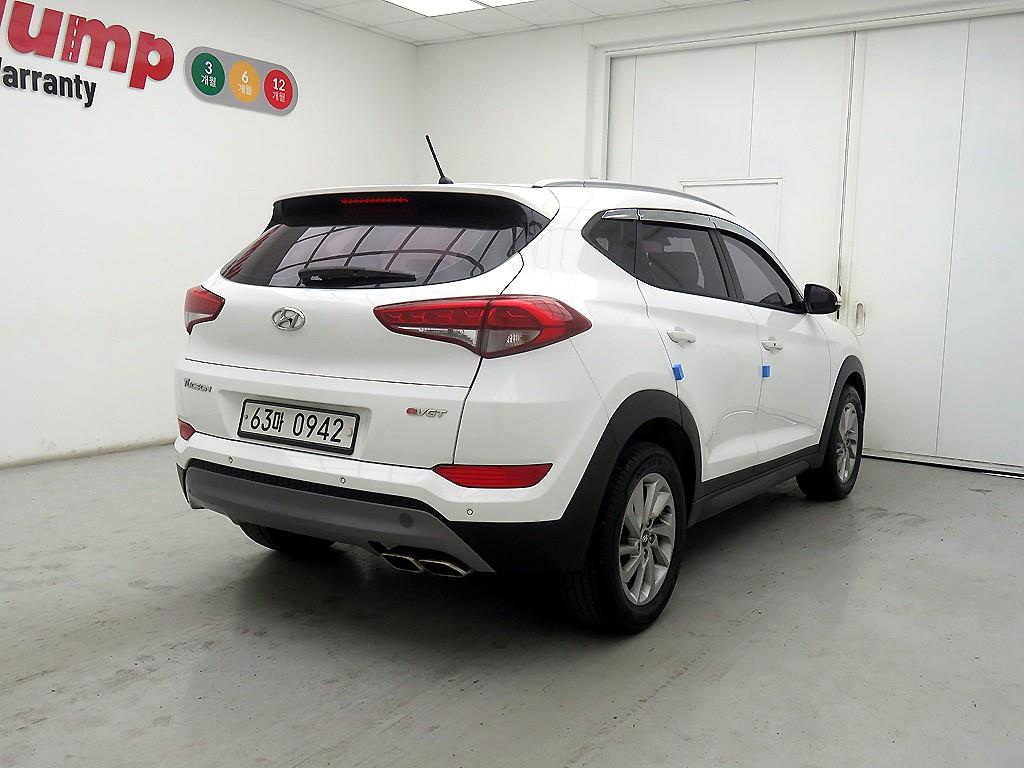 HYUNDAI Tucson - Vista 4