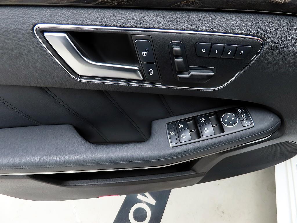 Mercedes Benz E class - Vista 11