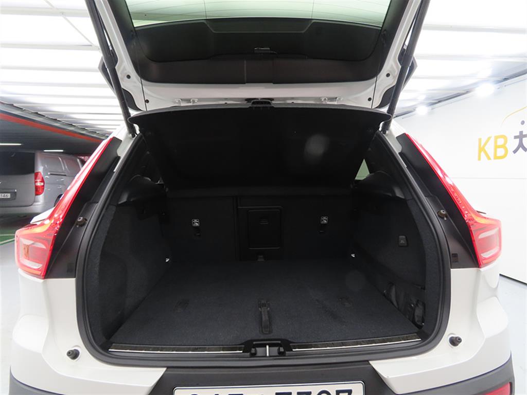 Volvo XC40 2020 Blanco - Importación desde Corea - HF Imports Iquique - Foto 19