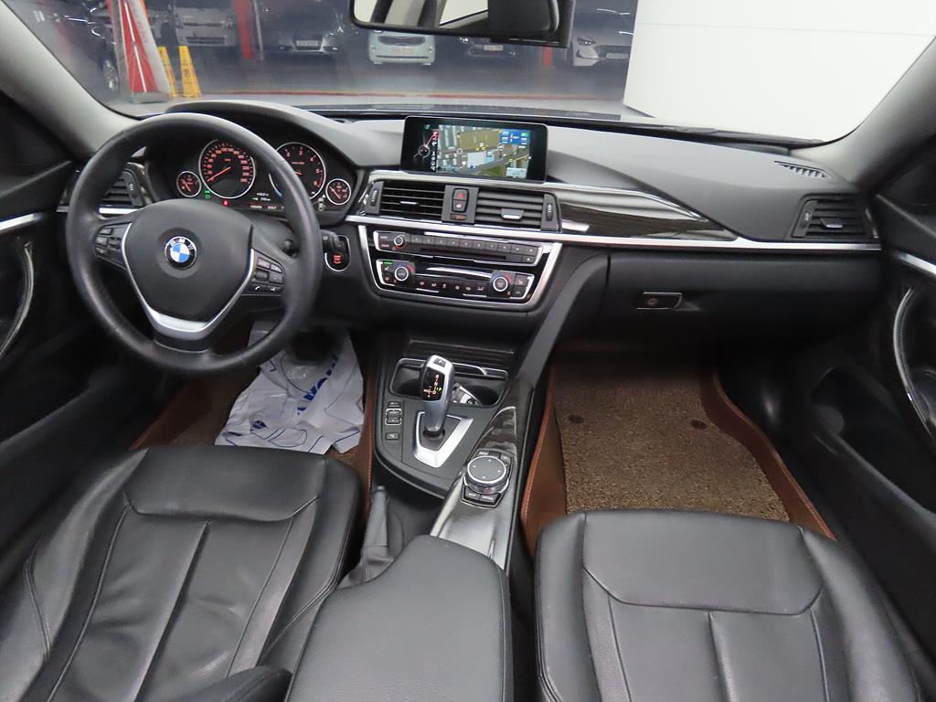 BMW 4 Series - Vista 5