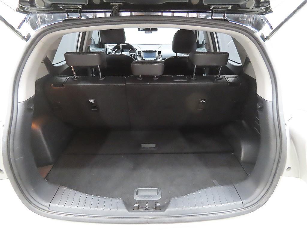 Ssangyong Tivoli 2018 Blanco - Importación desde Corea - HF Imports Iquique - Foto 8