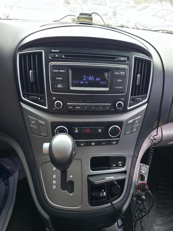 HYUNDAI Starex 2017 Blanco - Importación desde Corea - HF Imports Iquique - Foto 13