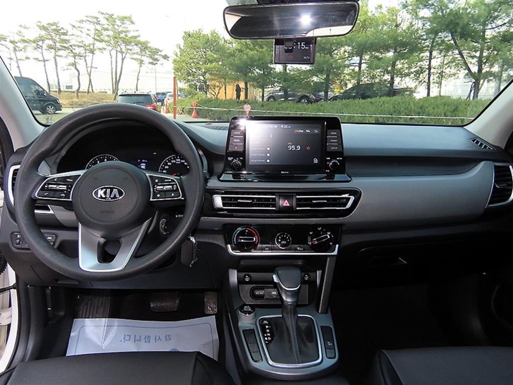 KIA Seltos - Vista 7