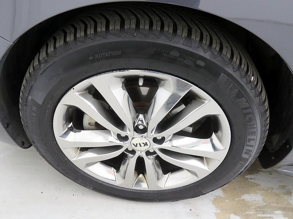 KIA Carnival 2016 Gris - Importación desde Corea - HF Imports Iquique - Foto 19