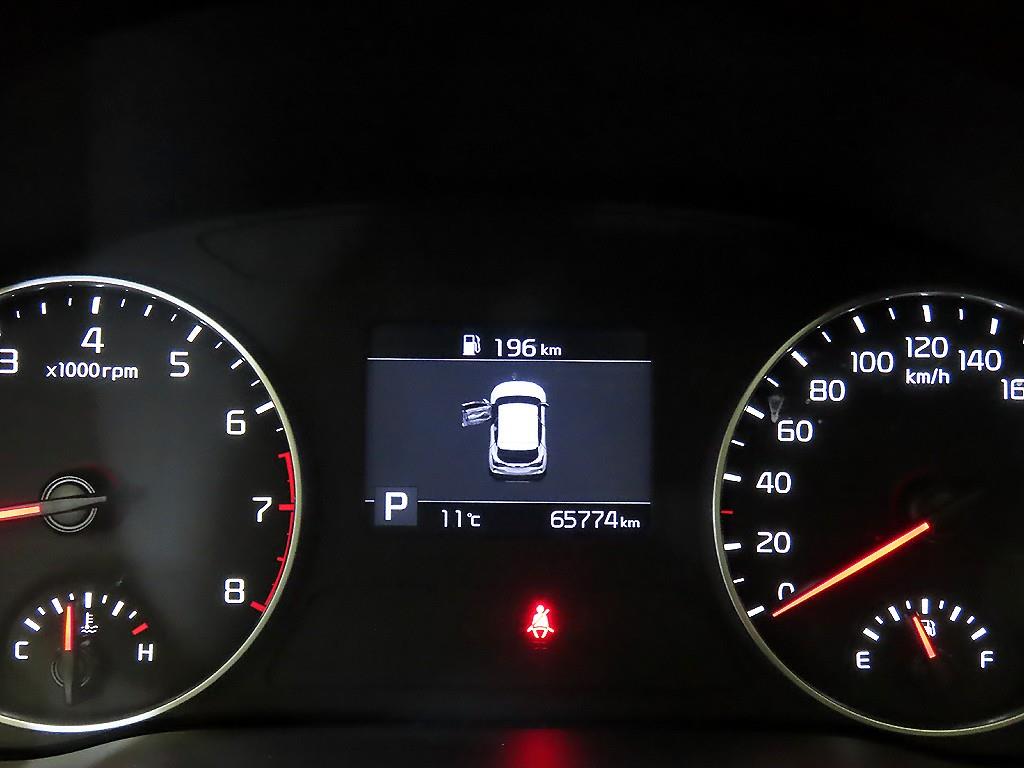 KIA Seltos - Vista 9